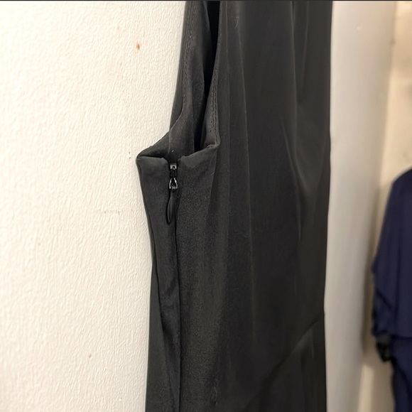 Express Black Dress - Great Condition - Size 6 - Picture 6 of 6